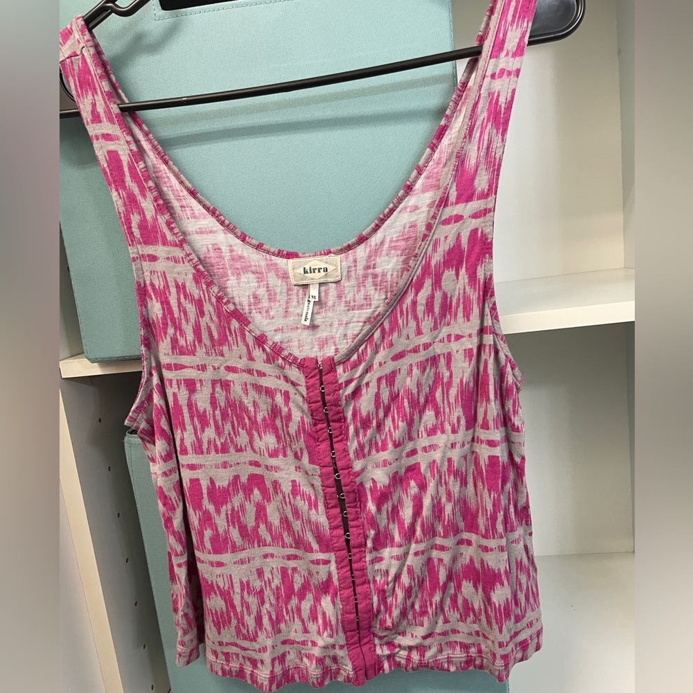 Kirra Pac Sun tank top Size Medium - gently worn